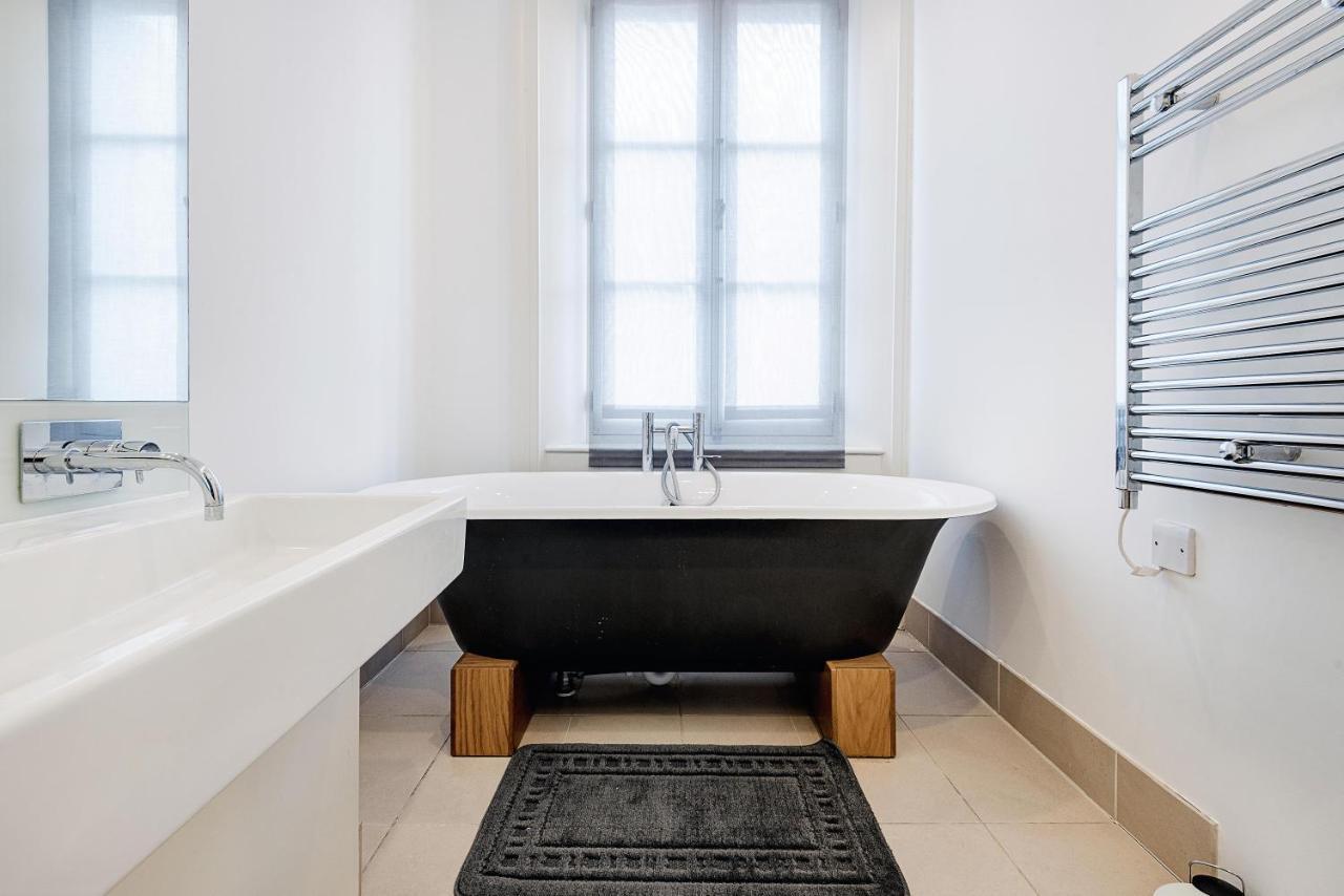 Modern Mayfair Apartments London Eksteriør billede